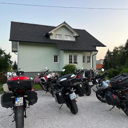 Apartman M. Rados Kupres  Luaran gambar