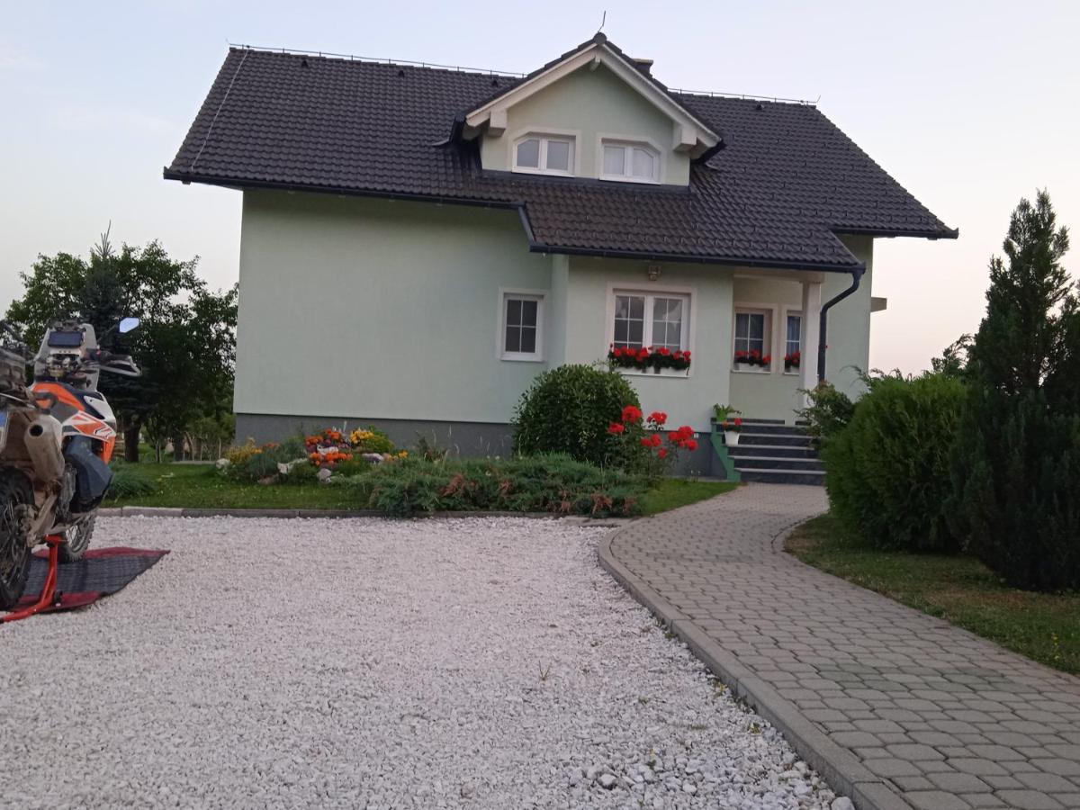 Apartman M. Rados Kupres  Luaran gambar