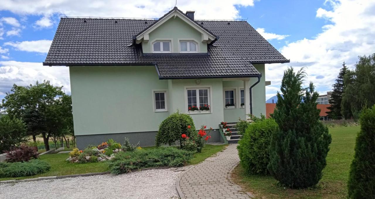 Apartman M. Rados Kupres  Luaran gambar