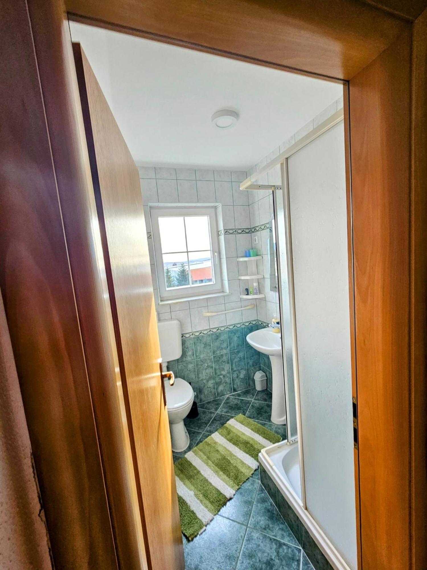 Apartman M. Rados Kupres  Luaran gambar