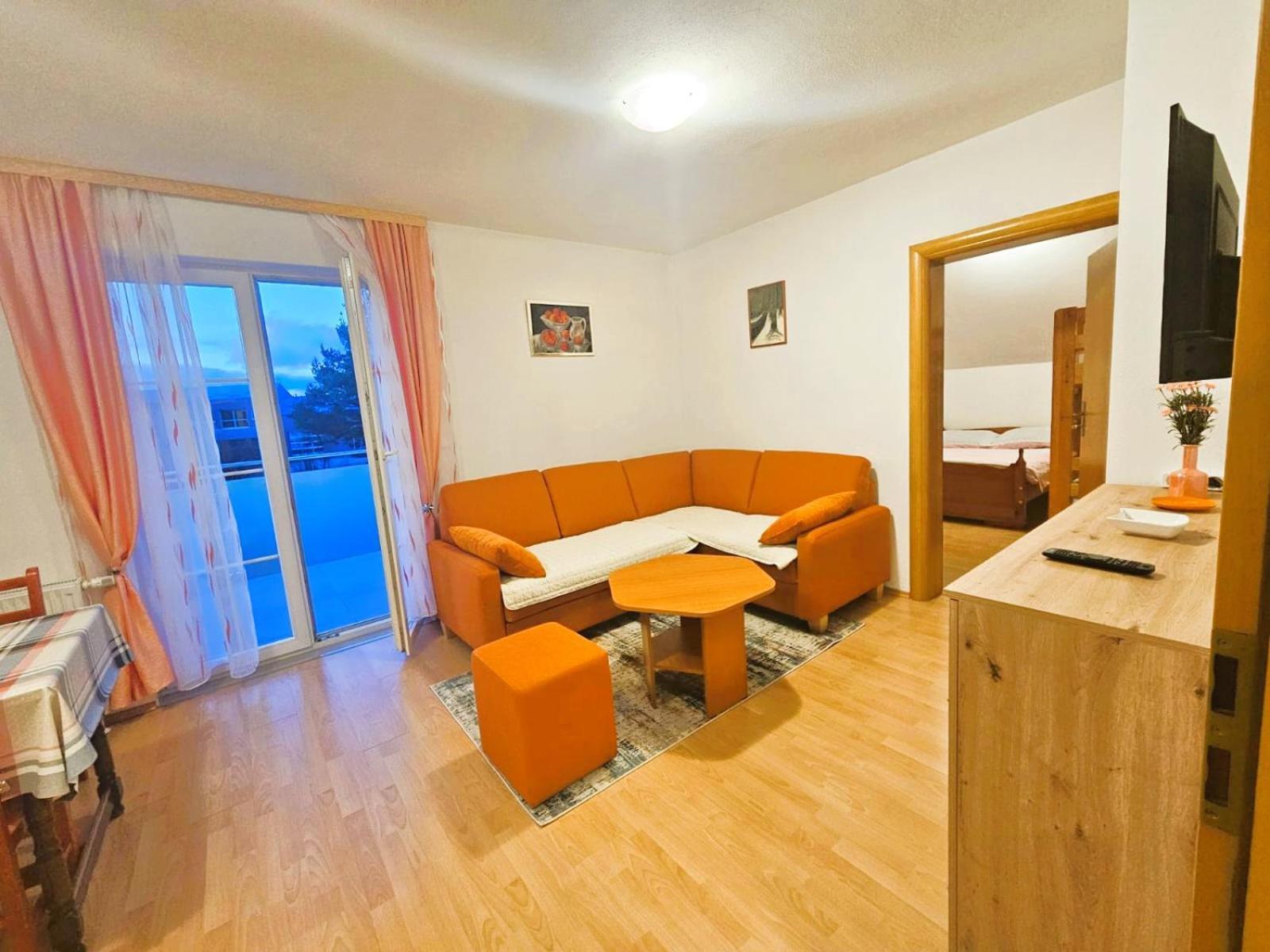 Apartman M. Rados Kupres  Luaran gambar