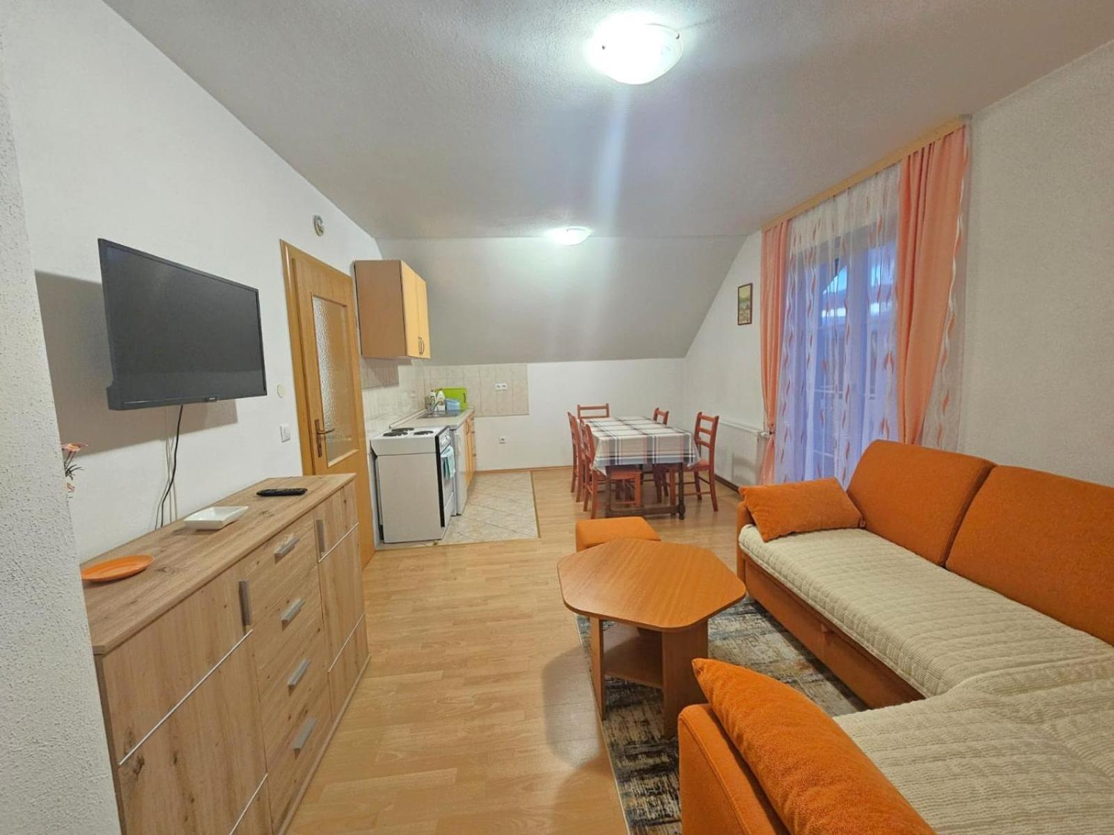 Apartman M. Rados Kupres  Luaran gambar