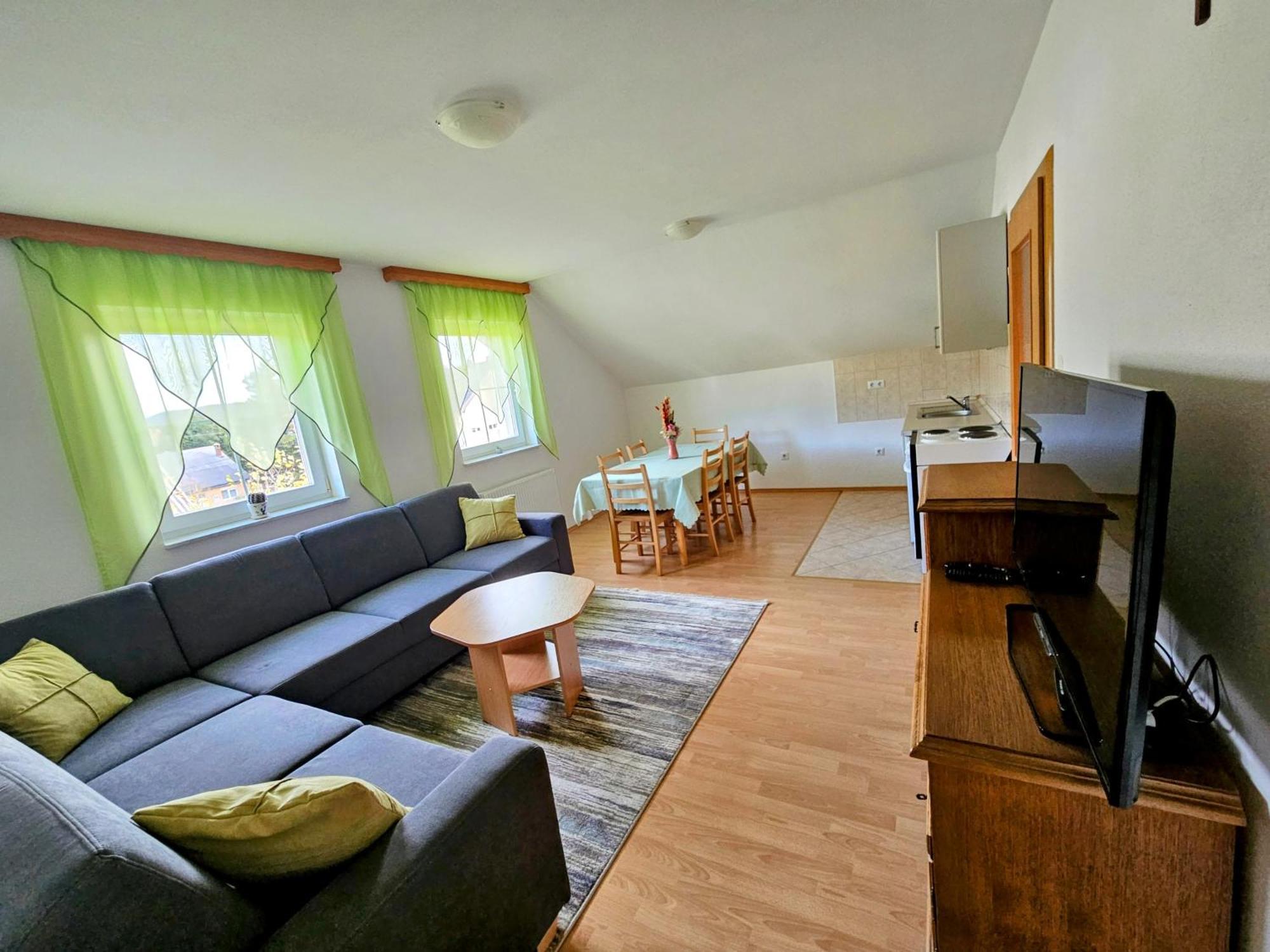 Apartman M. Rados Kupres  Luaran gambar