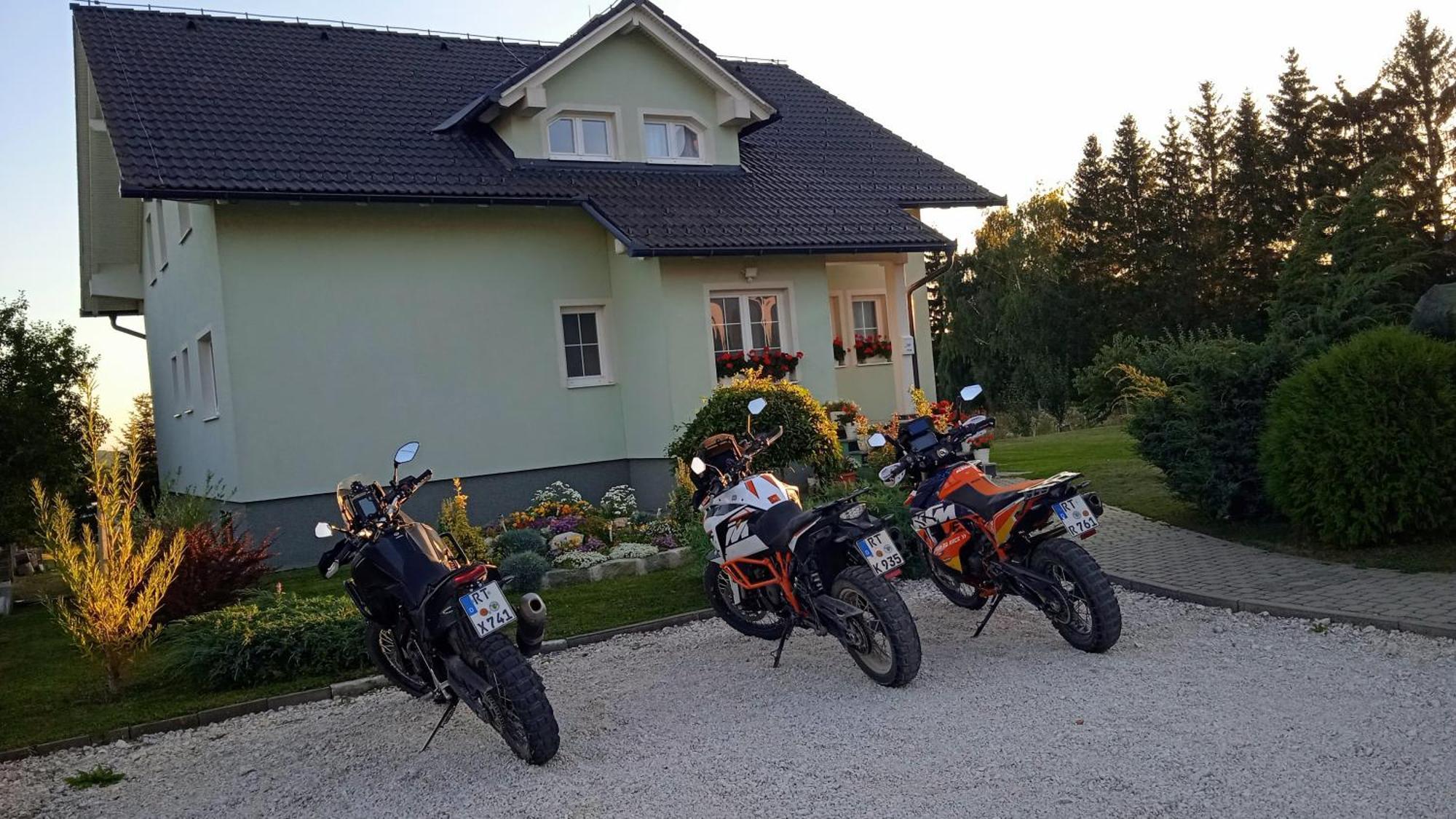 Apartman M. Rados Kupres  Luaran gambar